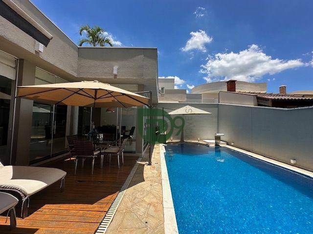 Casa de Condomínio à venda com 3 quartos, 316m² - Foto 2