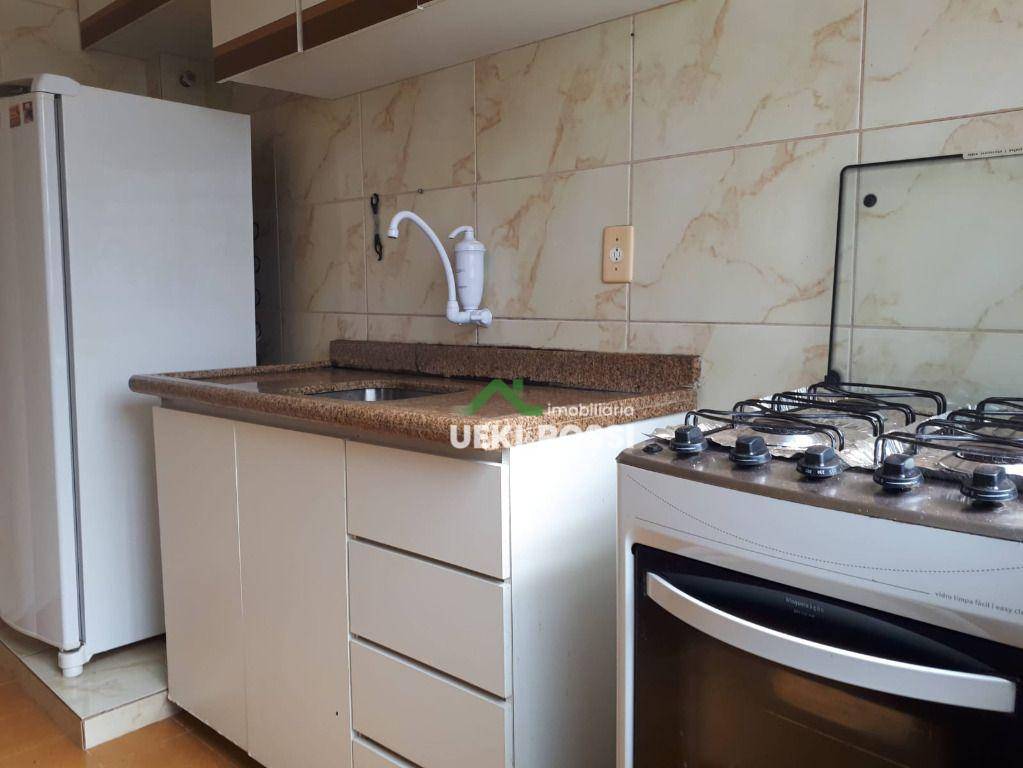 Apartamento à venda com 2 quartos, 61m² - Foto 5