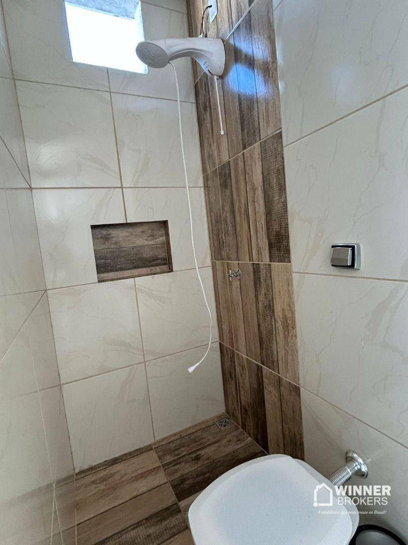 Casa à venda com 2 quartos, 70m² - Foto 14