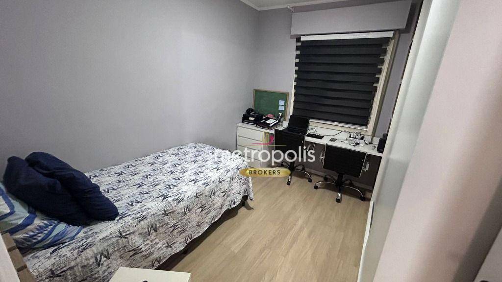 Casa à venda e aluguel com 3 quartos, 230m² - Foto 10