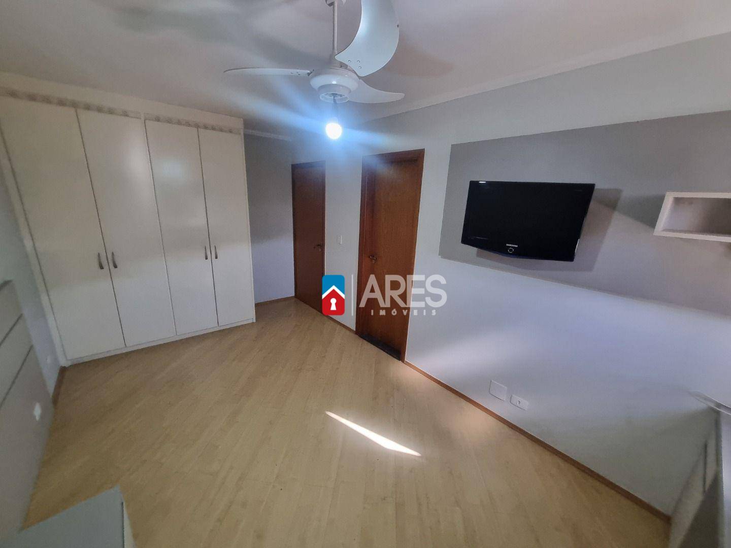 Apartamento para alugar com 4 quartos, 236m² - Foto 23