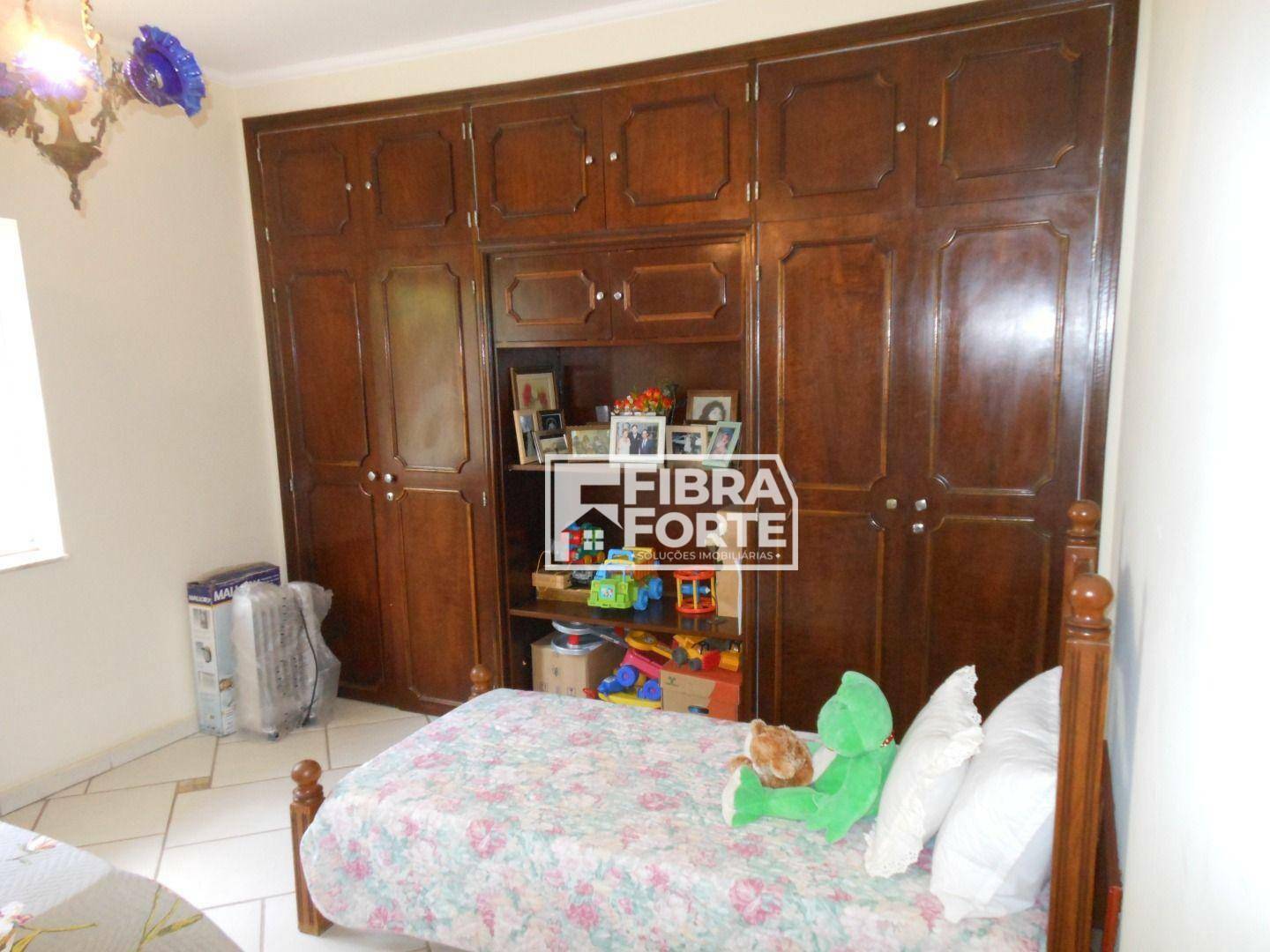 Casa à venda com 3 quartos, 178m² - Foto 16