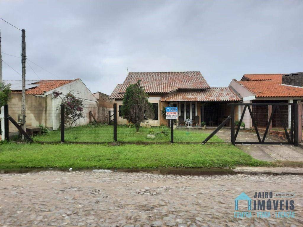 Casa à venda com 3 quartos, 168m² - Foto 1