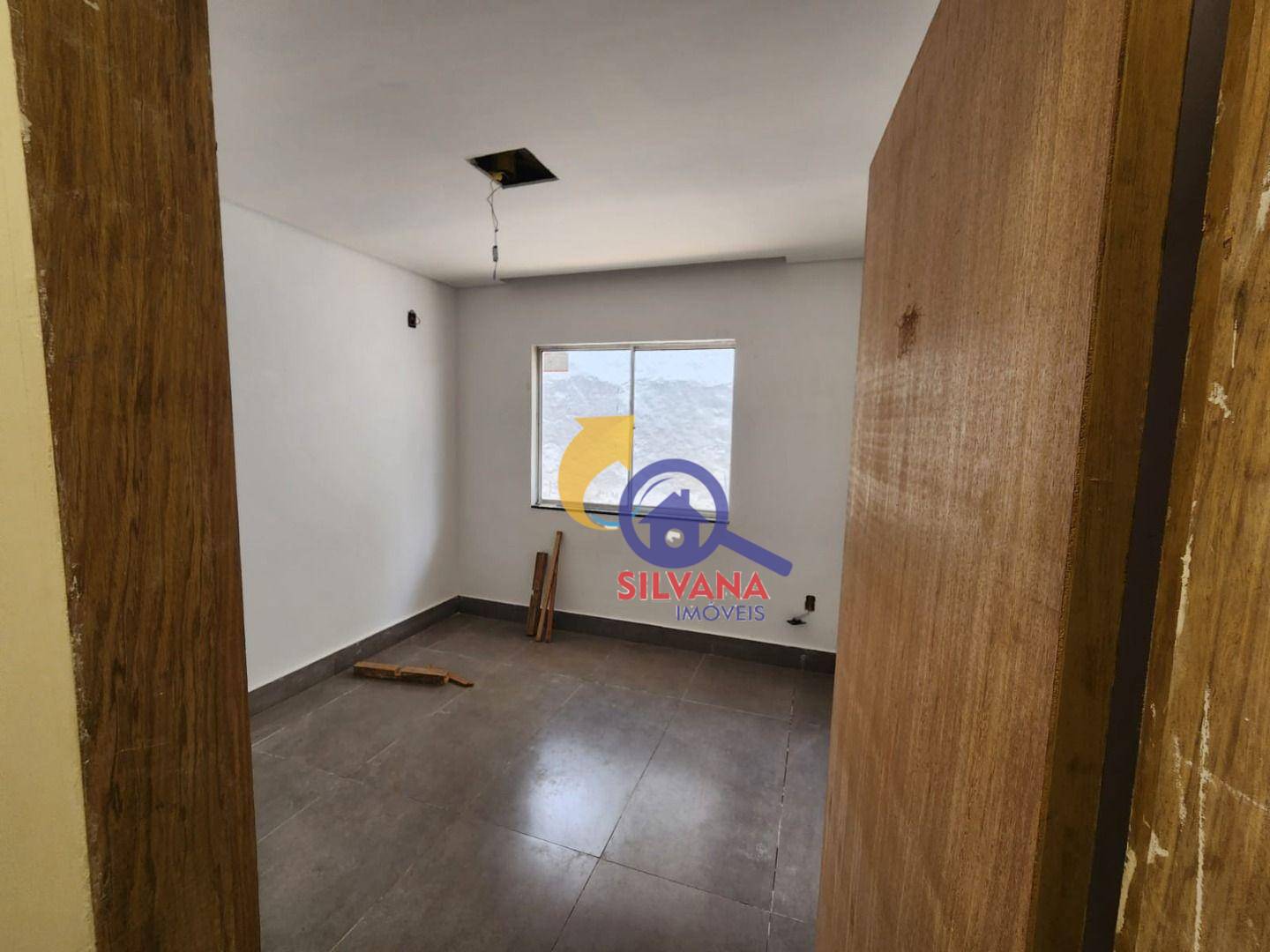 Casa à venda com 3 quartos, 90m² - Foto 19