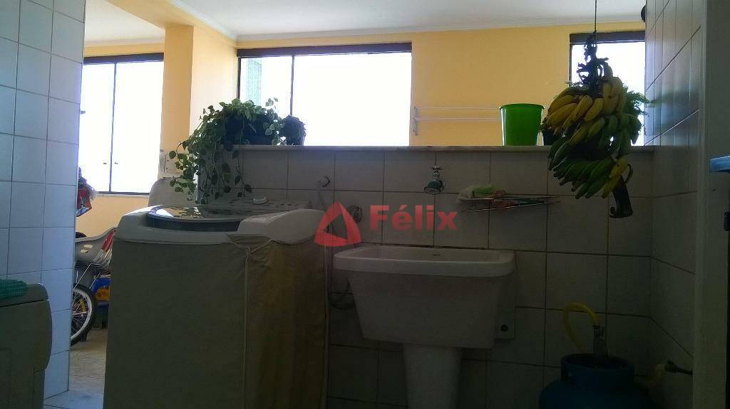 Apartamento à venda com 3 quartos, 153m² - Foto 37