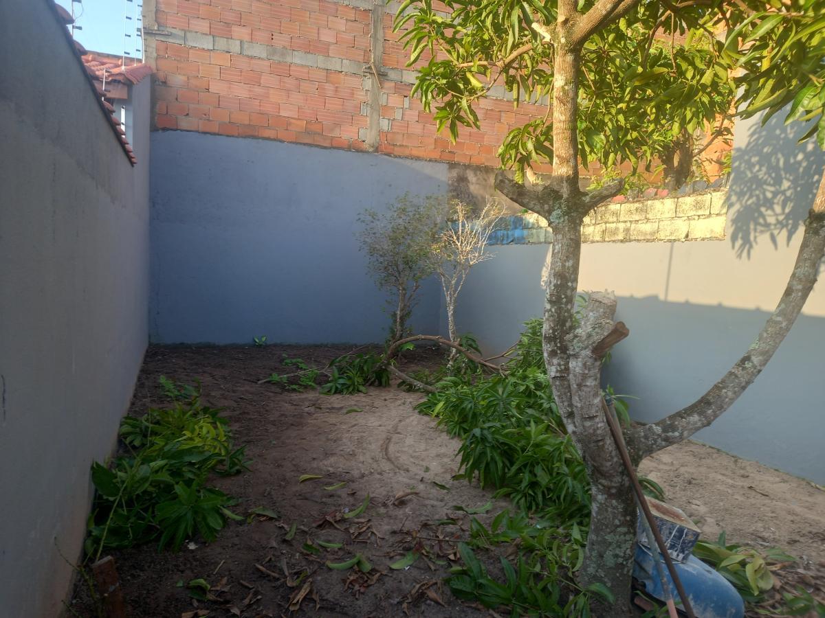 Casa à venda com 1 quarto, 150m² - Foto 1