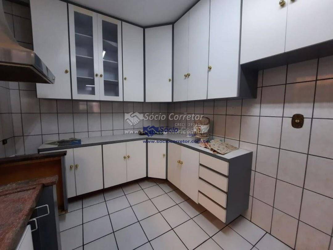 Casa à venda com 4 quartos, 444m² - Foto 23