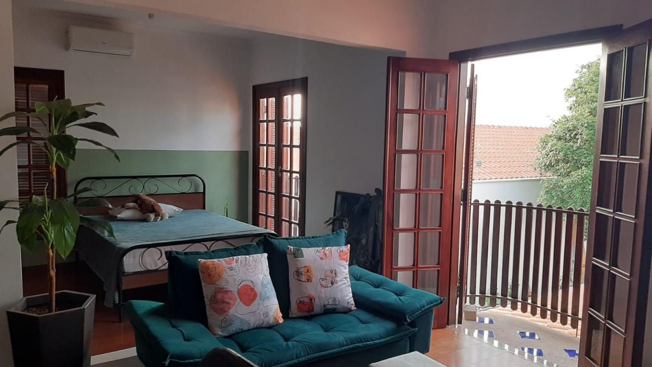 Casa à venda com 3 quartos, 230m² - Foto 8