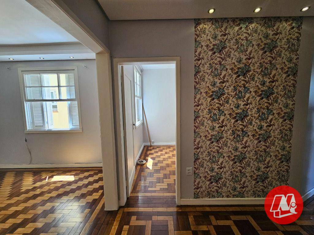 Apartamento para alugar com 2 quartos, 70m² - Foto 2