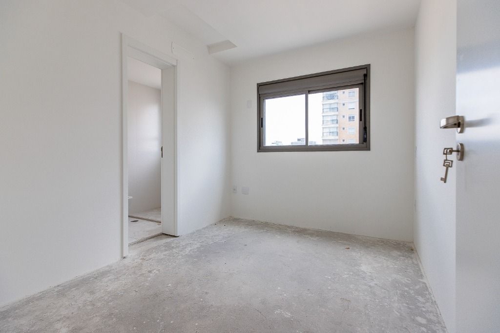 Apartamento à venda com 3 quartos, 157m² - Foto 18