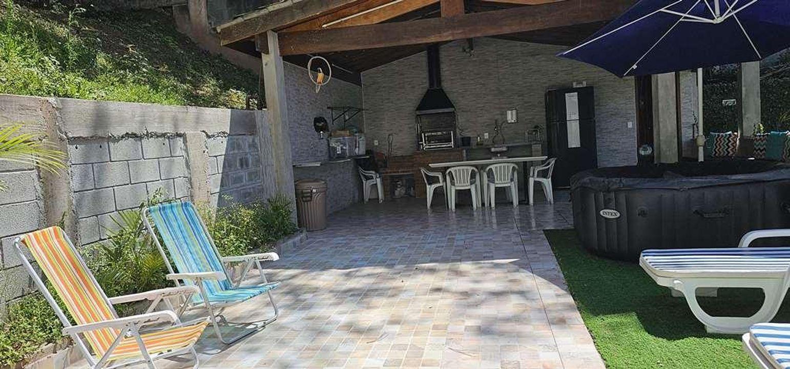 Casa à venda com 3 quartos, 1000m² - Foto 7