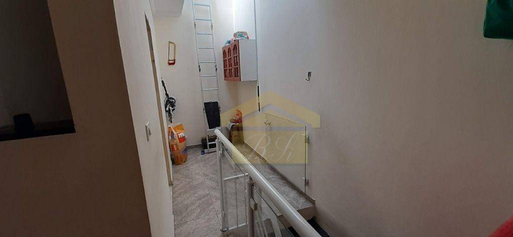 Sobrado à venda com 5 quartos, 210m² - Foto 13