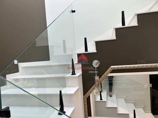 Casa de Condomínio para alugar com 6 quartos, 548m² - Foto 17