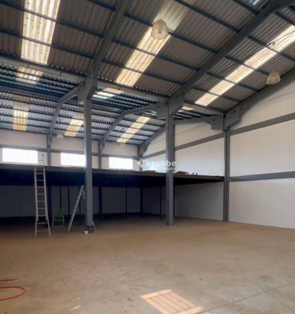 Depósito-Galpão-Armazém para alugar, 400m² - Foto 9