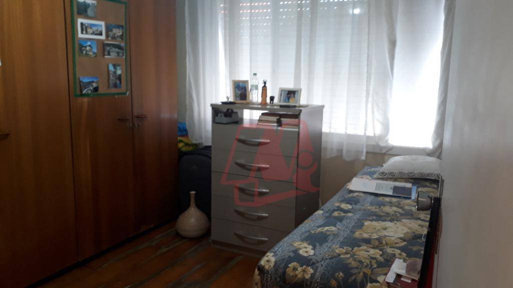 Apartamento à venda com 2 quartos, 61m² - Foto 11