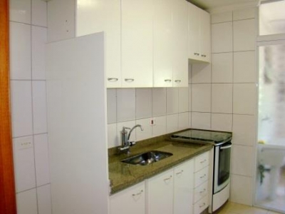 Apartamento à venda com 3 quartos, 80m² - Foto 5