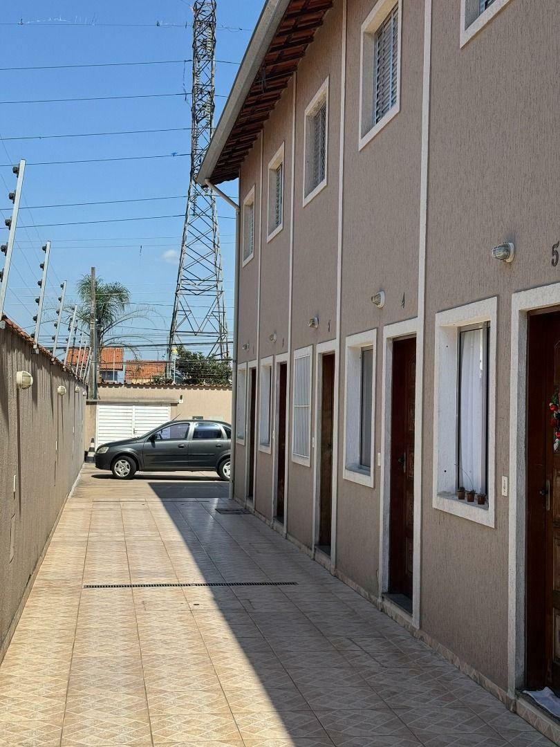 Sobrado à venda com 2 quartos, 60m² - Foto 14