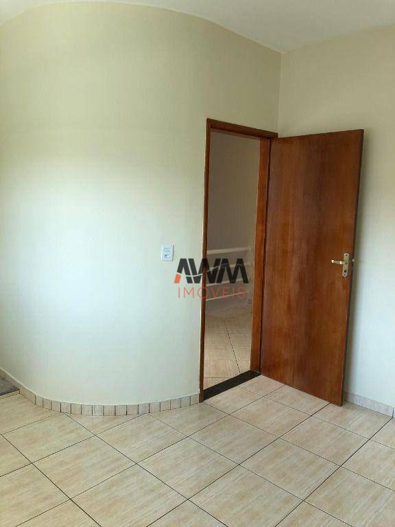 Sobrado à venda com 4 quartos, 272m² - Foto 16