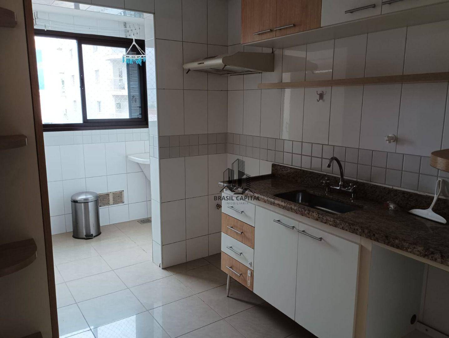 Apartamento para alugar com 3 quartos, 87m² - Foto 13