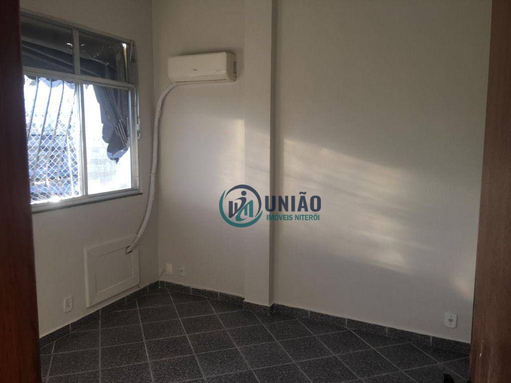 Apartamento à venda com 2 quartos, 62m² - Foto 7