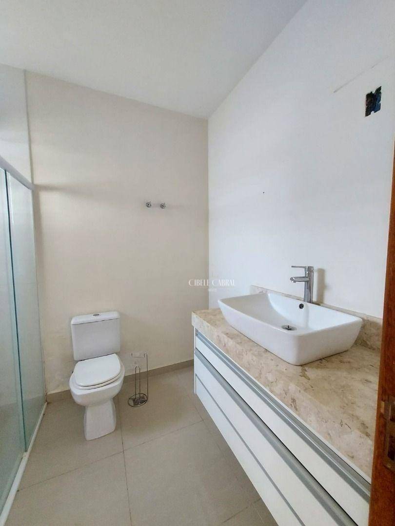 Casa de Condomínio à venda e aluguel com 3 quartos, 220m² - Foto 21