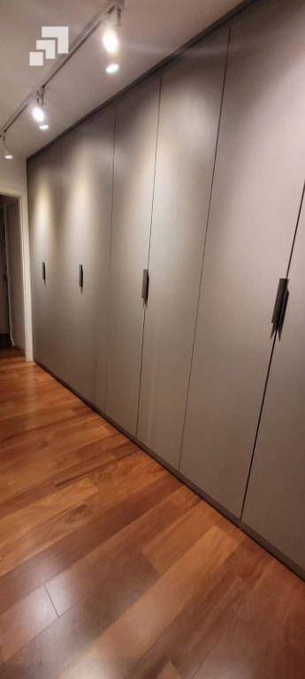 Cobertura à venda com 3 quartos, 246m² - Foto 18