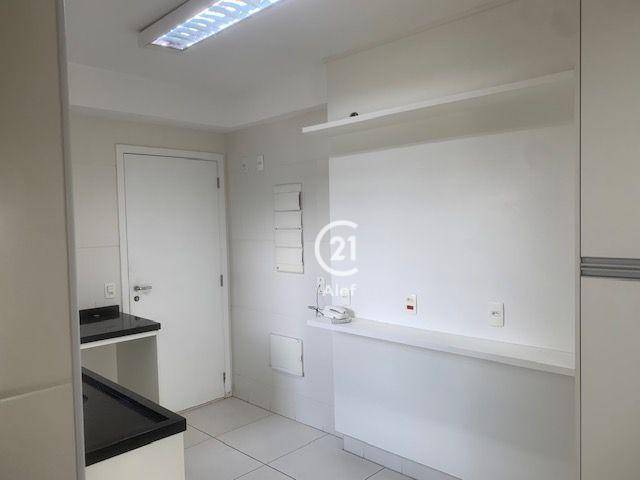 Apartamento à venda com 3 quartos, 241m² - Foto 27