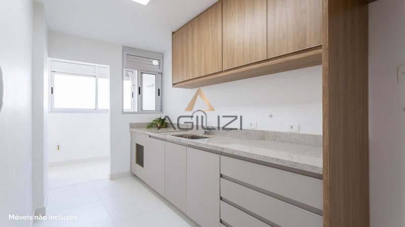 Apartamento à venda com 2 quartos, 66m² - Foto 12