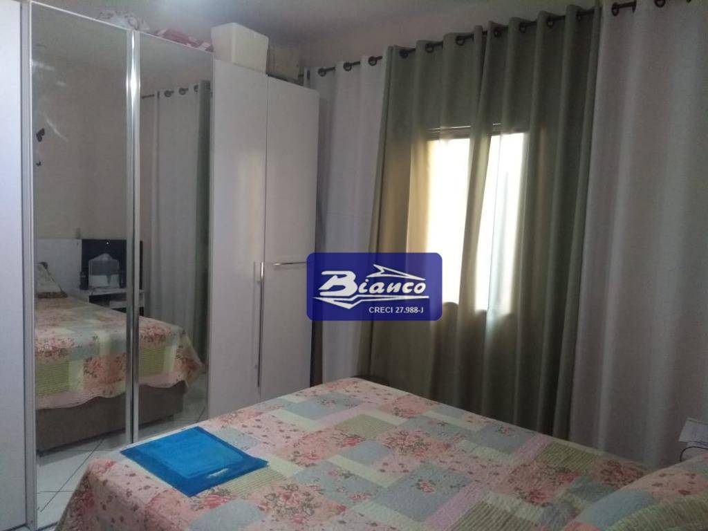 Casa à venda com 3 quartos, 200m² - Foto 7