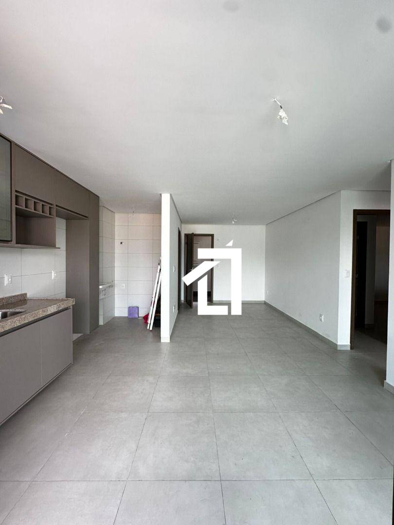 Apartamento, 2 quartos, 68 m² - Foto 2