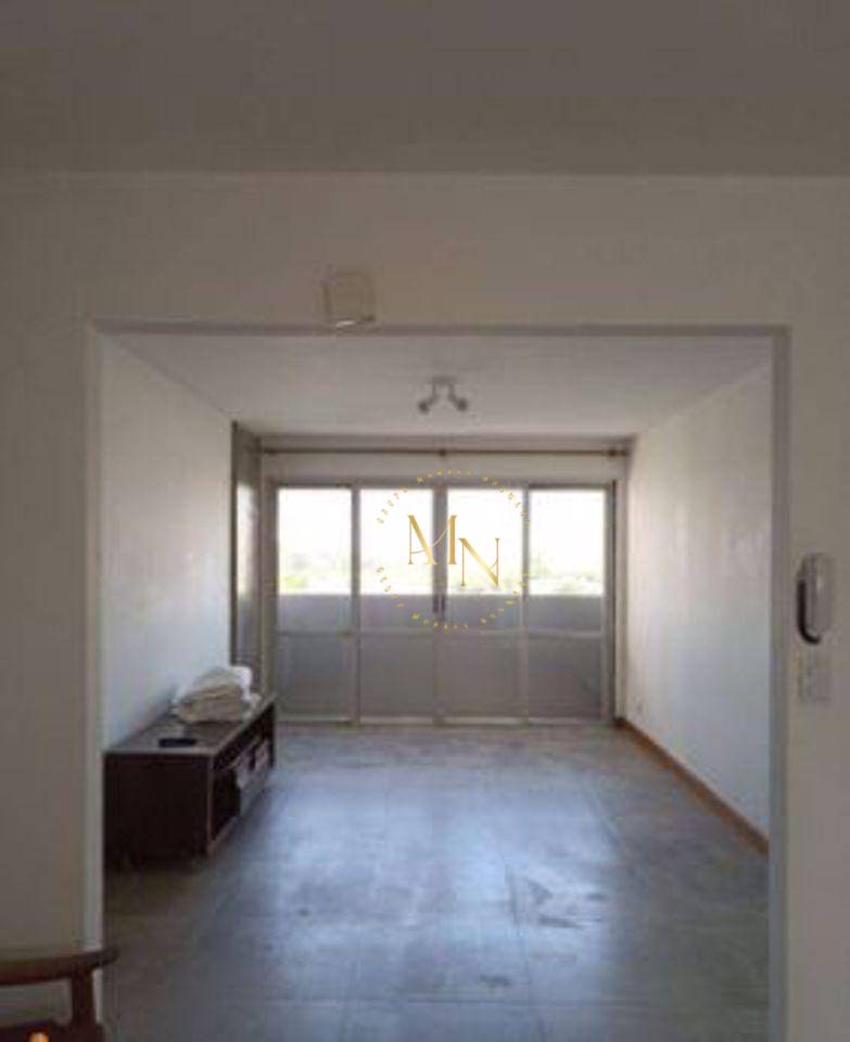 Apartamento para alugar com 2 quartos, 67m² - Foto 4