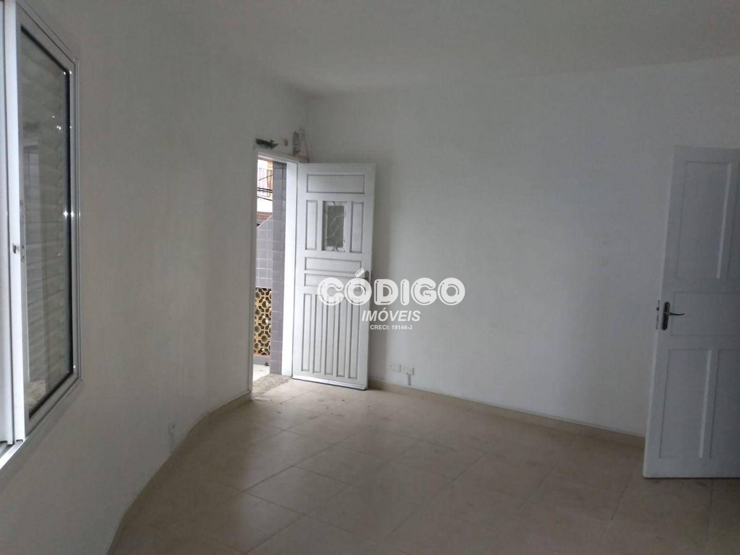 Casa para alugar com 2 quartos, 70m² - Foto 23