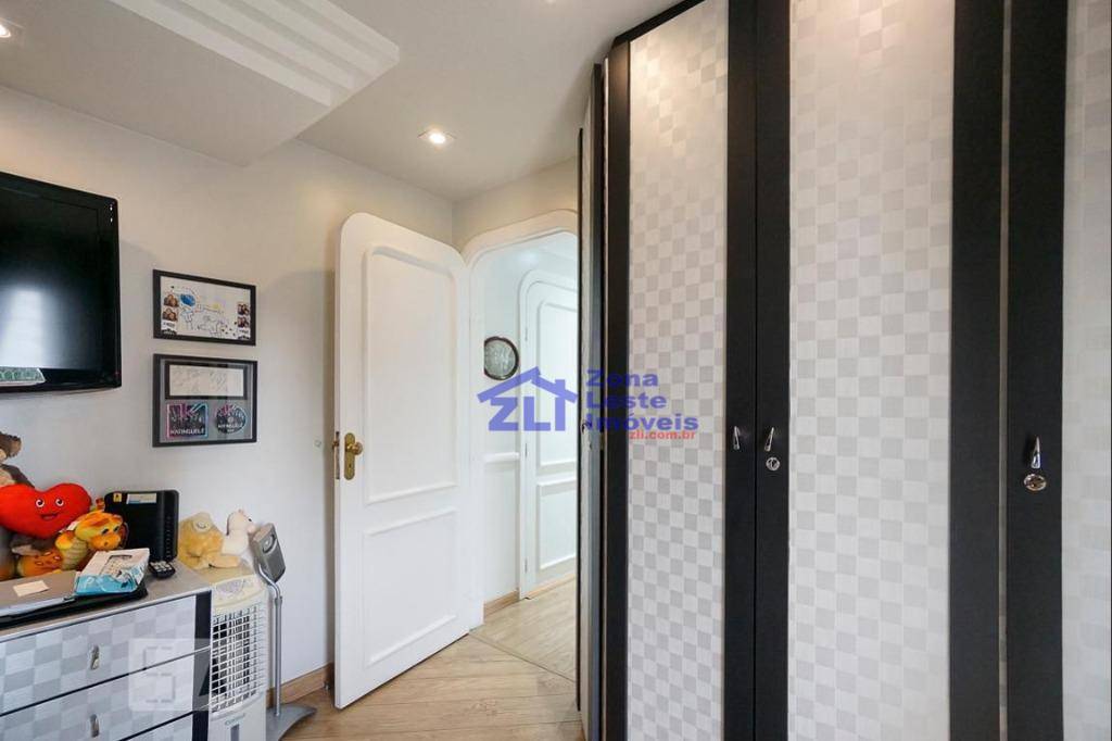 Apartamento à venda com 4 quartos, 160m² - Foto 17