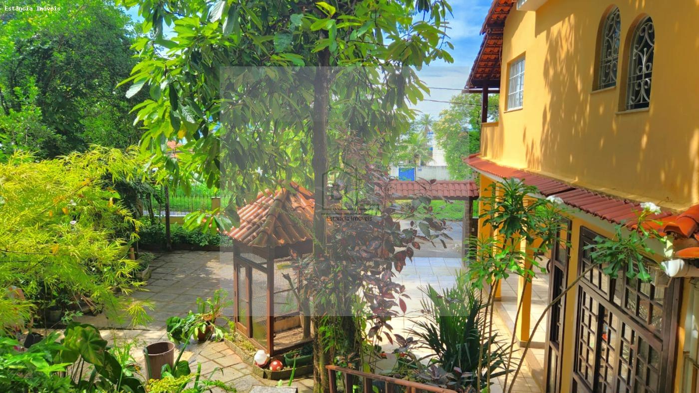 Casa à venda com 3 quartos, 340m² - Foto 9