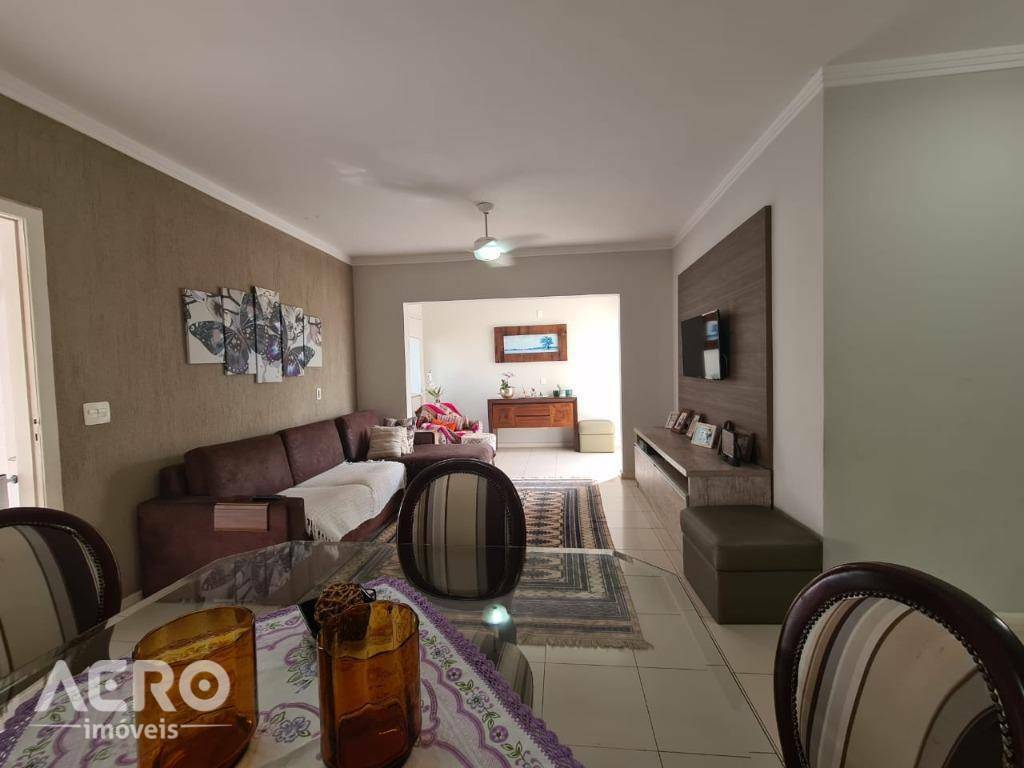 Casa de Condomínio à venda com 3 quartos, 160m² - Foto 13