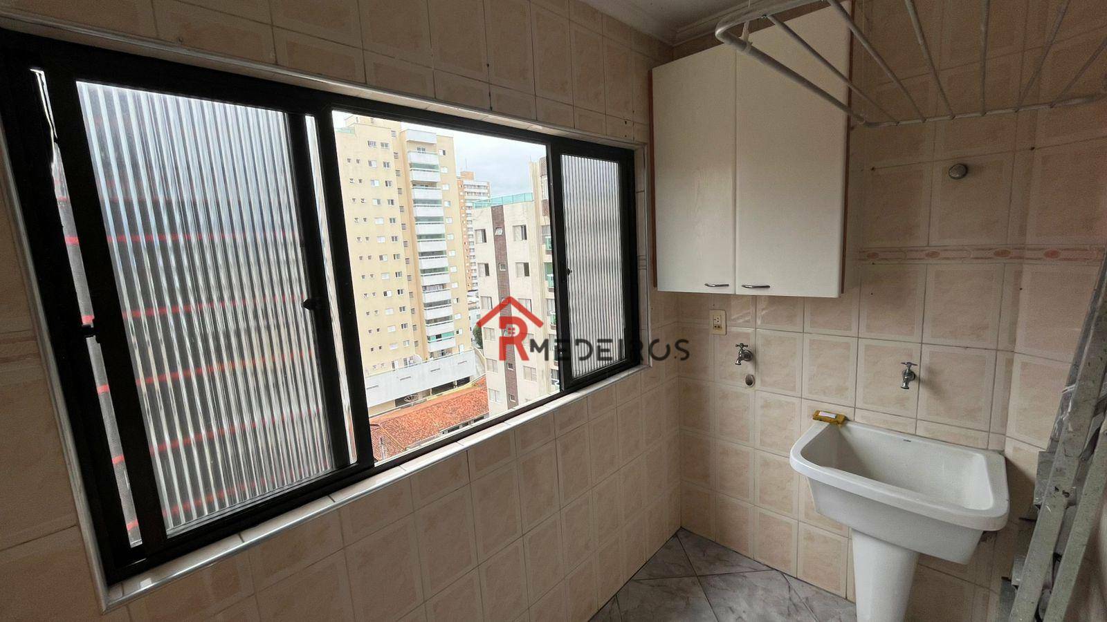 Apartamento para alugar com 2 quartos, 83m² - Foto 11