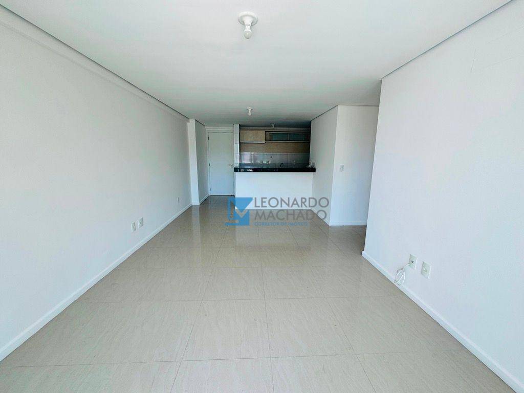 Apartamento à venda com 3 quartos, 80m² - Foto 8