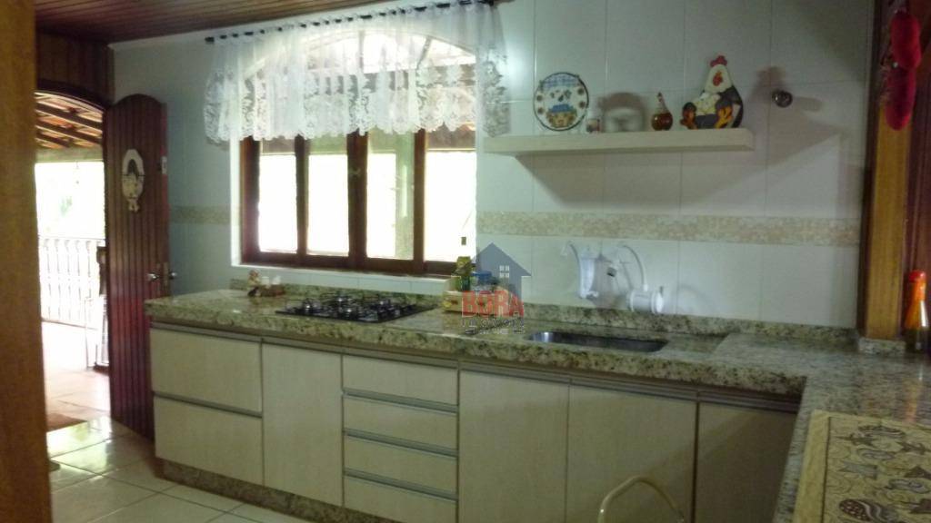 Chácara à venda com 5 quartos, 250m² - Foto 12