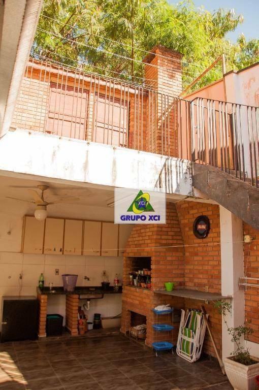 Casa à venda e aluguel com 4 quartos, 248m² - Foto 7