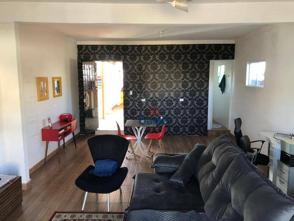 Casa à venda com 3 quartos, 450m² - Foto 15