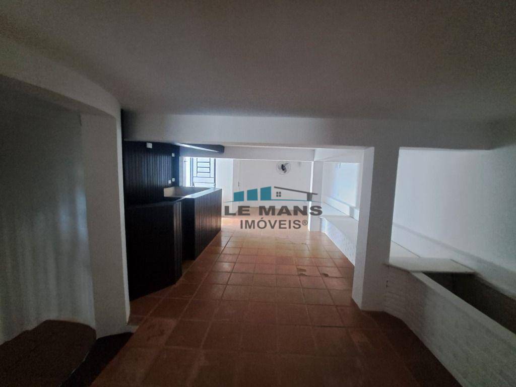 Casa à venda e aluguel com 3 quartos, 267m² - Foto 20