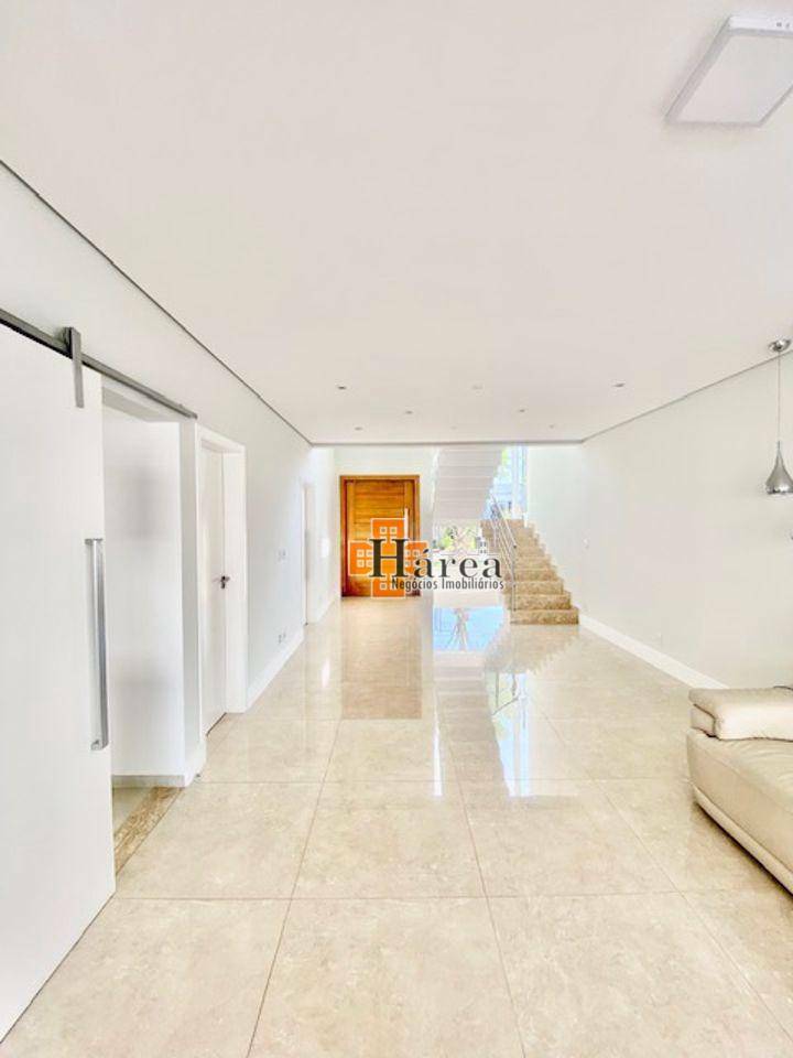 Sobrado à venda com 3 quartos, 258m² - Foto 2
