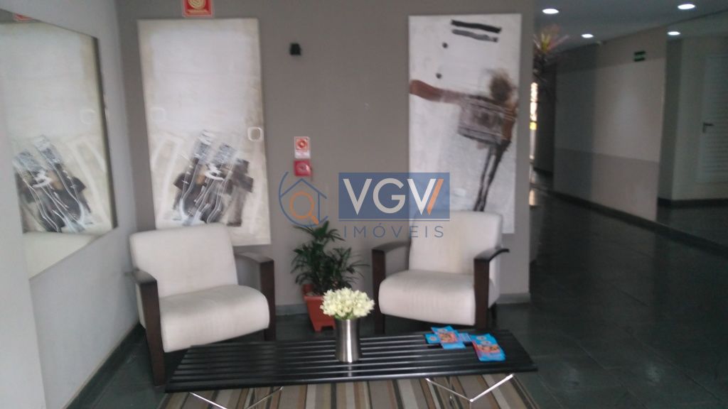 Apartamento à venda com 2 quartos, 60m² - Foto 3