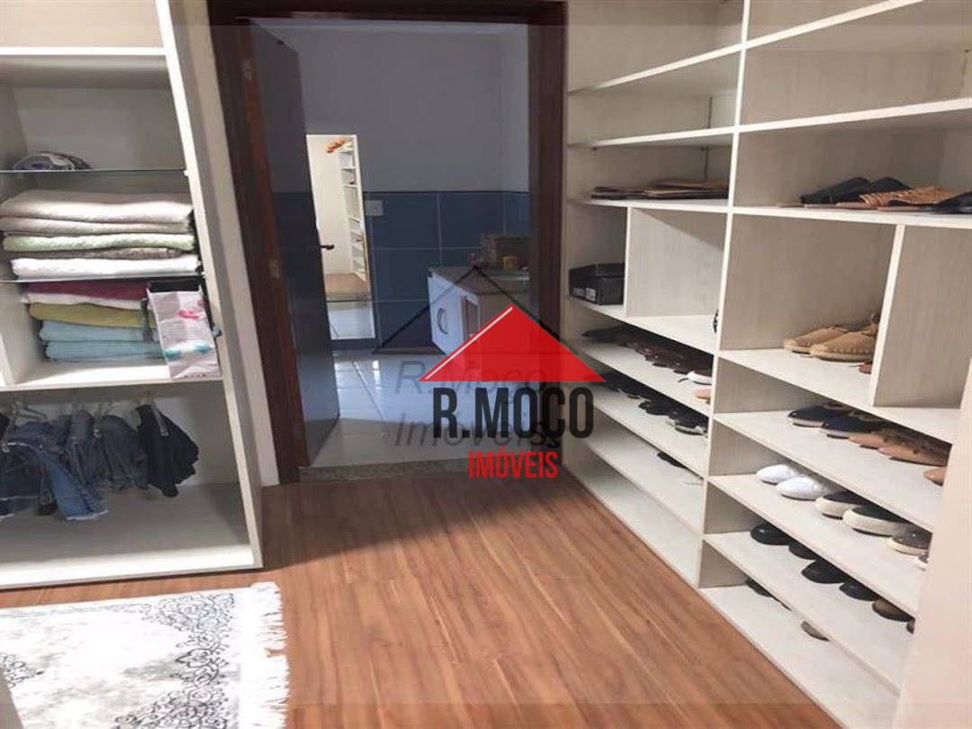 Sobrado à venda com 4 quartos, 180m² - Foto 15