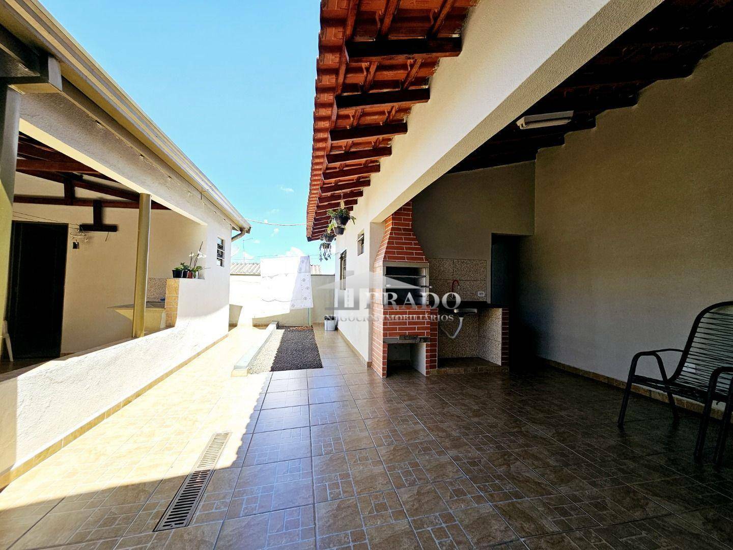 Casa à venda com 2 quartos, 120m² - Foto 15