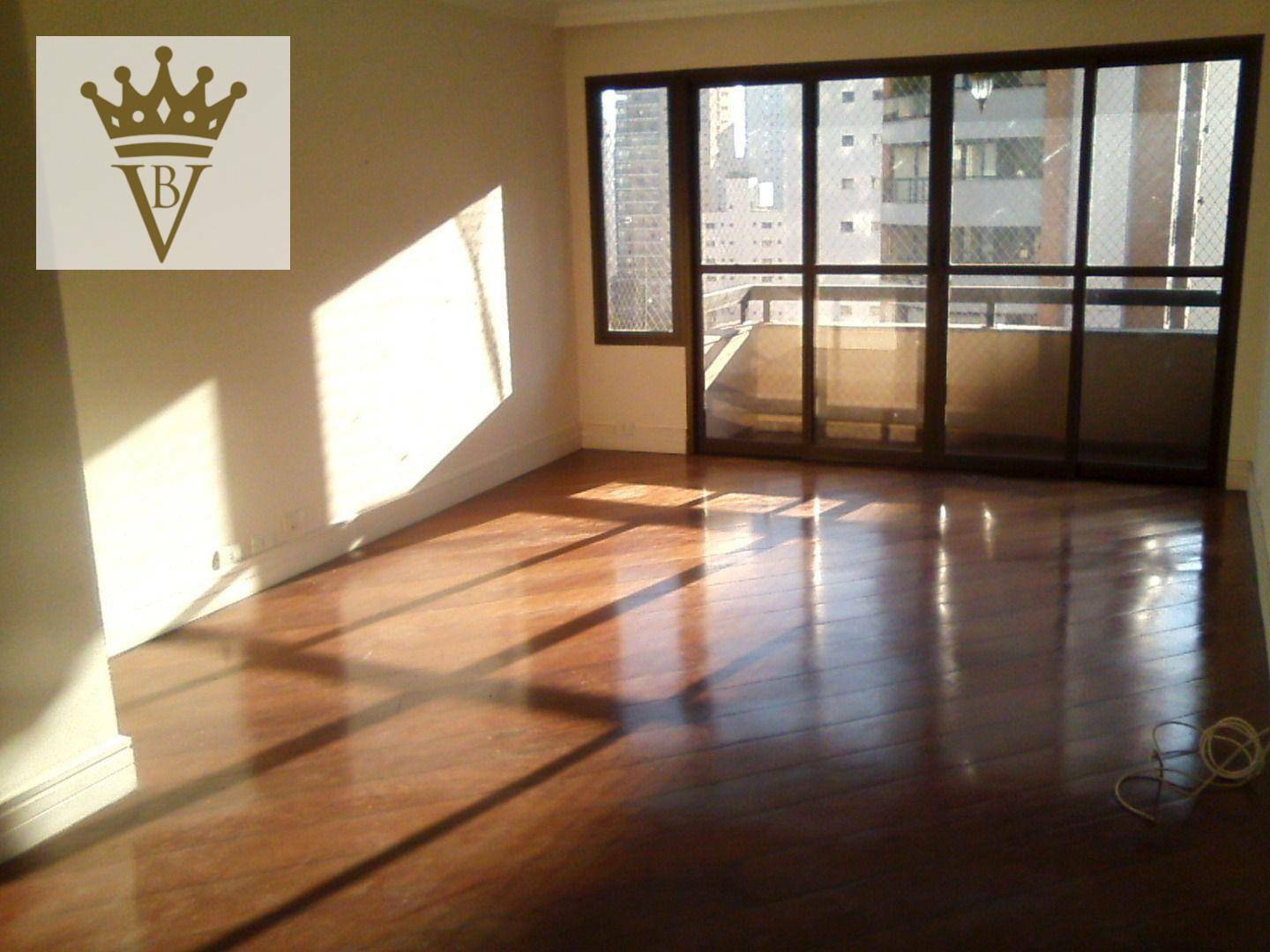 Apartamento, 3 quartos, 130 m² - Foto 1