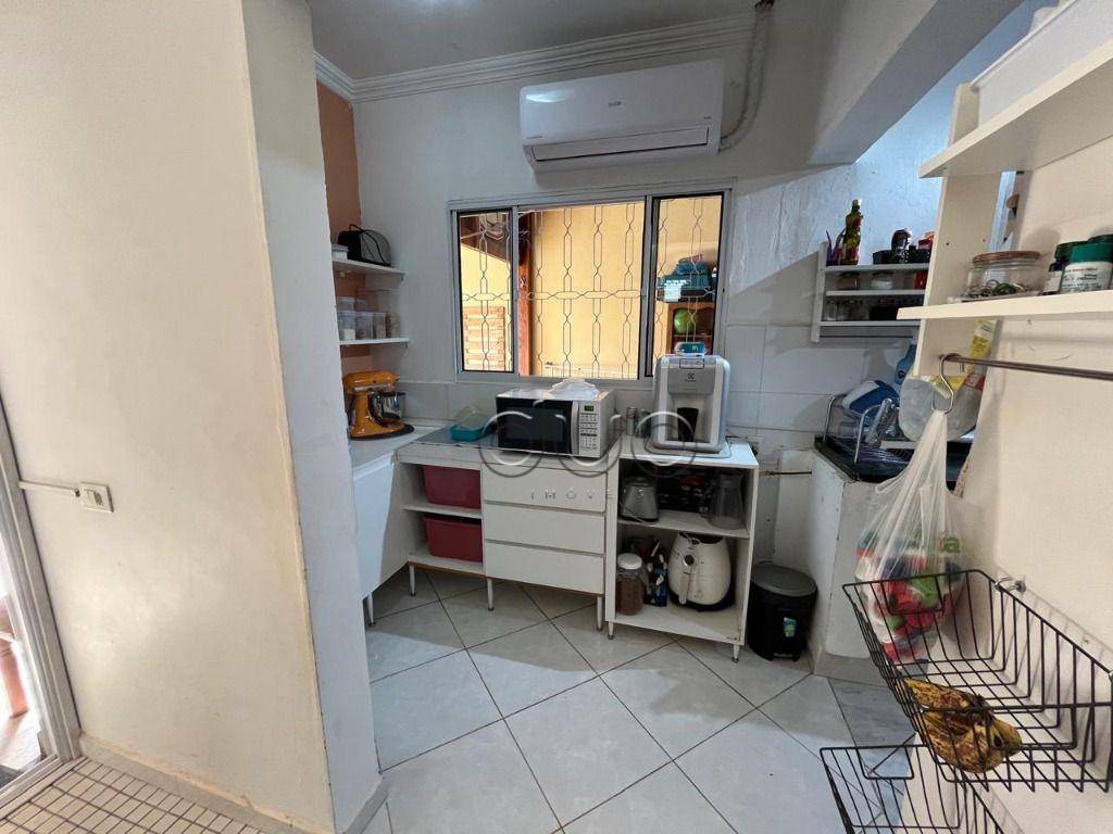 Casa à venda com 3 quartos, 141m² - Foto 17