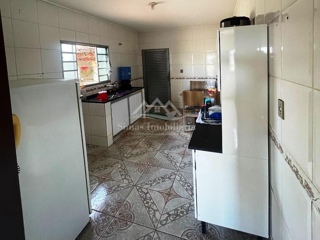 Casa à venda com 3 quartos, 248m² - Foto 6