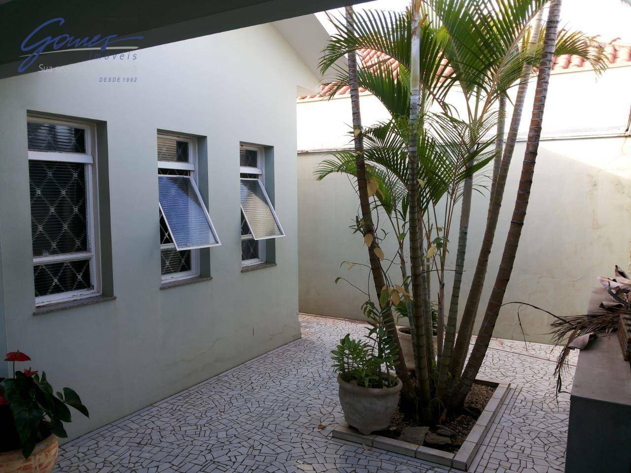 Casa à venda com 3 quartos, 160m² - Foto 3