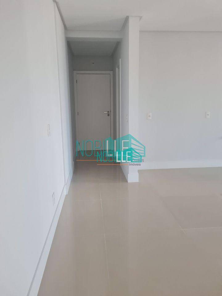 Apartamento à venda com 3 quartos, 137m² - Foto 17